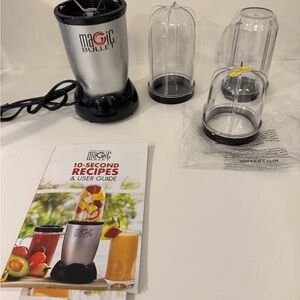 Magic Bullet Blender with Recipe Guide